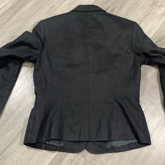 Talbots Irish Linen All Black Lined Two Button Blazer.    Size 6 - Picture 8 of 11